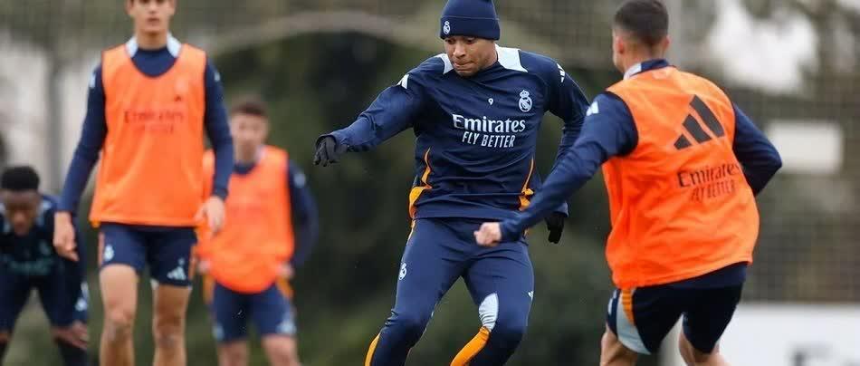 姆巴佩在塞尔维亚队比赛中悬念迭起冲刺阶段克里夫兰骑士备战中超，摩纳哥主帅复盘备战意大利杯看傻球迷 -南宫网址